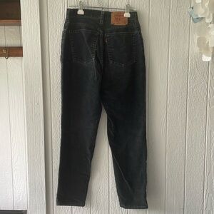 Levi’s Gray Corduroy pants 550 in a misses sz 8